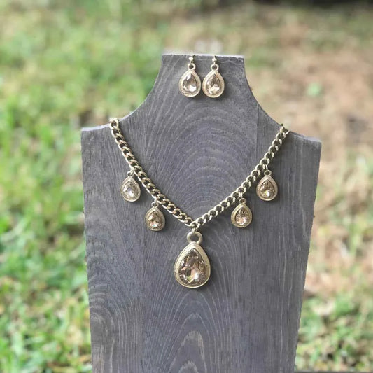 Amanda Necklace
